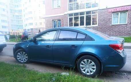 Chevrolet Cruze II, 2012 год, 700 000 рублей, 4 фотография