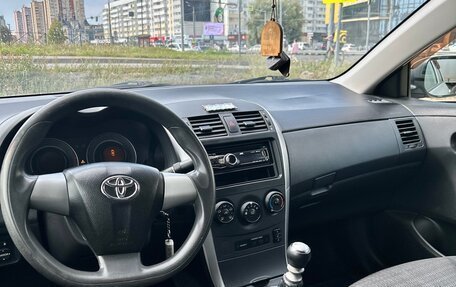 Toyota Corolla, 2012 год, 1 000 000 рублей, 8 фотография