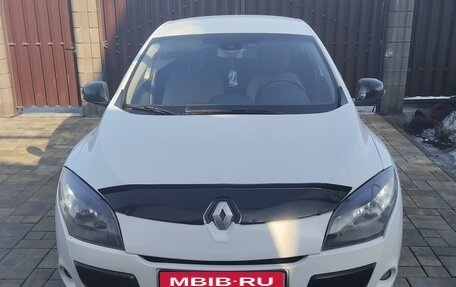 Renault Megane III, 2011 год, 700 000 рублей, 2 фотография