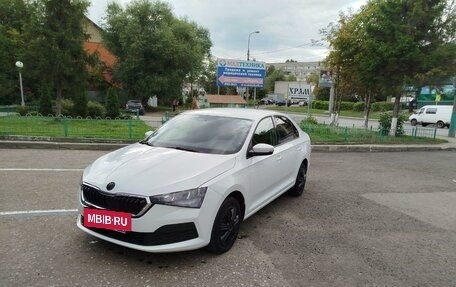 Skoda Rapid II, 2021 год, 1 450 000 рублей, 2 фотография