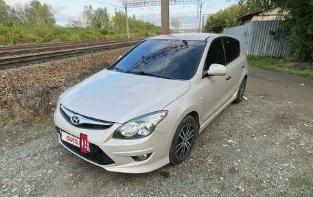 Hyundai i30 I, 2010 год, 800 000 рублей, 4 фотография