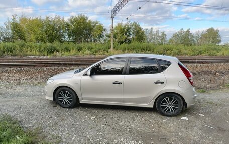 Hyundai i30 I, 2010 год, 800 000 рублей, 16 фотография