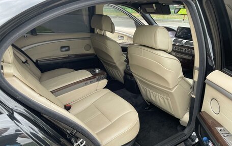 BMW 7 серия, 2007 год, 1 400 000 рублей, 10 фотография