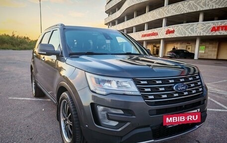 Ford Explorer VI, 2017 год, 2 900 000 рублей, 5 фотография