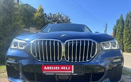 BMW X5, 2020 год, 8 300 000 рублей, 2 фотография