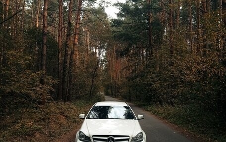 Mercedes-Benz C-Класс, 2011 год, 1 650 000 рублей, 1 фотография