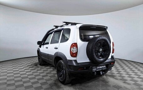 Chevrolet Niva I рестайлинг, 2019 год, 990 000 рублей, 7 фотография