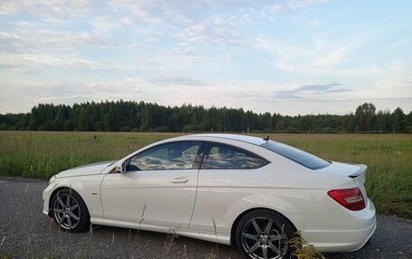 Mercedes-Benz C-Класс, 2011 год, 1 650 000 рублей, 5 фотография