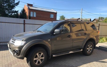 Mitsubishi Pajero Sport II рестайлинг, 2015 год, 2 500 000 рублей, 6 фотография