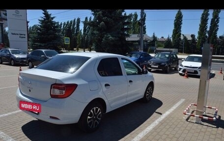 Renault Logan II, 2017 год, 1 030 000 рублей, 2 фотография