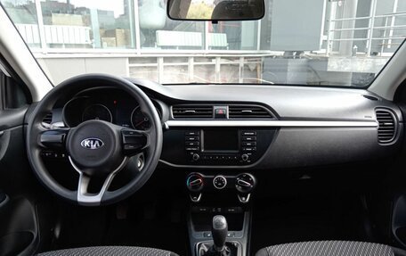 KIA Rio IV, 2018 год, 1 407 000 рублей, 12 фотография