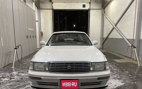 Toyota Crown, 1993 год, 900 000 рублей, 1 фотография