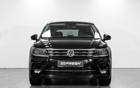 Volkswagen Tiguan II, 2018 год, 3 169 000 рублей, 3 фотография