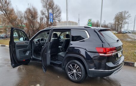 Volkswagen Teramont I, 2018 год, 3 600 000 рублей, 9 фотография