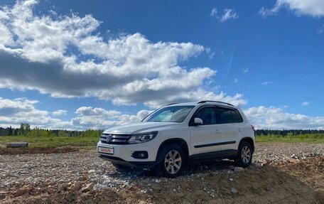 Volkswagen Tiguan I, 2015 год, 1 800 000 рублей, 1 фотография