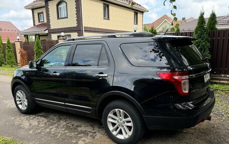 Ford Explorer VI, 2011 год, 1 825 000 рублей, 2 фотография