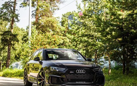 Audi RS 4, 2019 год, 8 300 000 рублей, 3 фотография