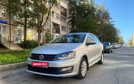 Volkswagen Polo VI (EU Market), 2016 год, 1 050 000 рублей, 1 фотография