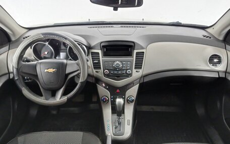 Chevrolet Cruze II, 2011 год, 780 000 рублей, 11 фотография