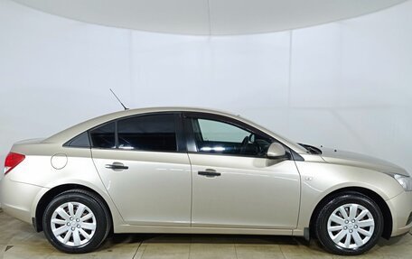 Chevrolet Cruze II, 2011 год, 780 000 рублей, 4 фотография