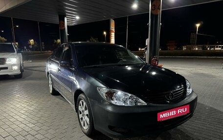 Toyota Camry V40, 2002 год, 650 000 рублей, 2 фотография