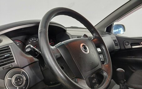 SsangYong Kyron I, 2011 год, 840 000 рублей, 13 фотография