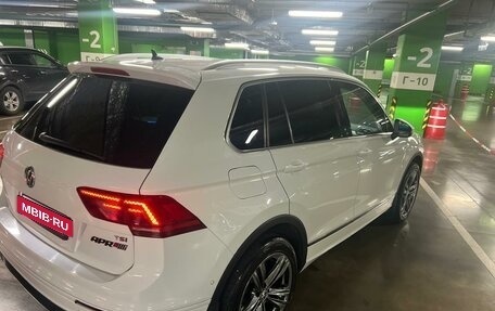 Volkswagen Tiguan II, 2017 год, 2 500 000 рублей, 4 фотография