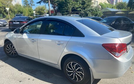 Chevrolet Cruze II, 2011 год, 900 000 рублей, 5 фотография