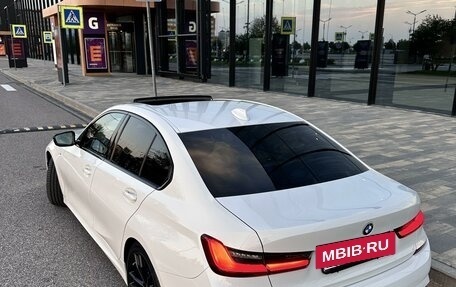 BMW 3 серия, 2019 год, 4 300 000 рублей, 9 фотография