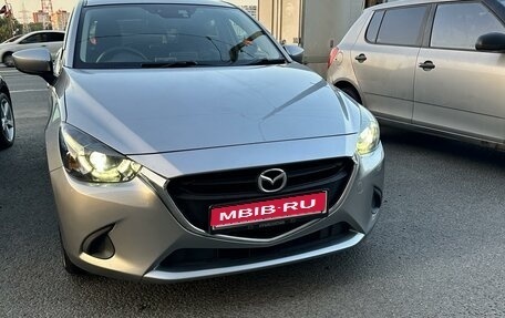 Mazda Demio IV, 2014 год, 950 000 рублей, 1 фотография