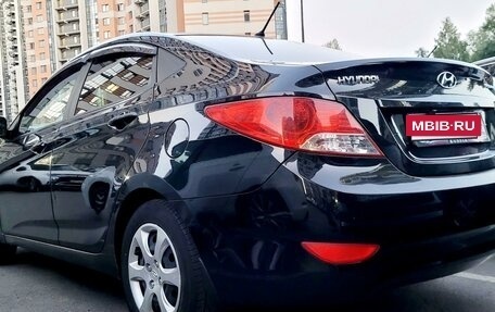 Hyundai Solaris II рестайлинг, 2012 год, 900 000 рублей, 6 фотография