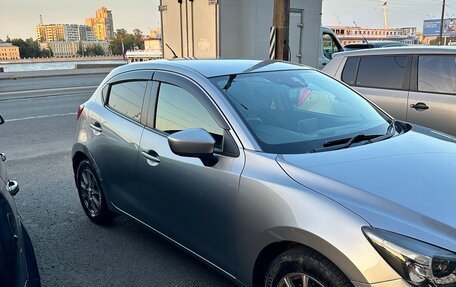 Mazda Demio IV, 2014 год, 950 000 рублей, 3 фотография