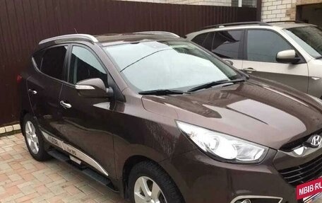 Hyundai ix35 I рестайлинг, 2010 год, 1 299 000 рублей, 2 фотография