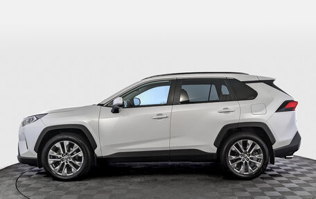 Toyota RAV4, 2021 год, 3 990 000 рублей, 8 фотография