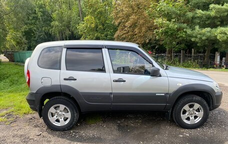 Chevrolet Niva I рестайлинг, 2014 год, 750 000 рублей, 3 фотография