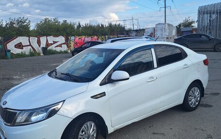 KIA Rio III рестайлинг, 2013 год, 585 000 рублей, 2 фотография