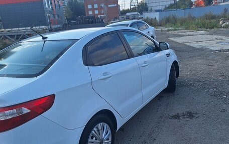 KIA Rio III рестайлинг, 2013 год, 585 000 рублей, 4 фотография