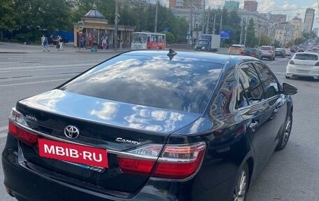 Toyota Camry, 2016 год, 2 100 000 рублей, 16 фотография