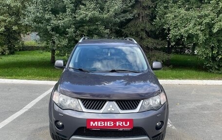 Mitsubishi Outlander III рестайлинг 3, 2008 год, 1 499 990 рублей, 2 фотография