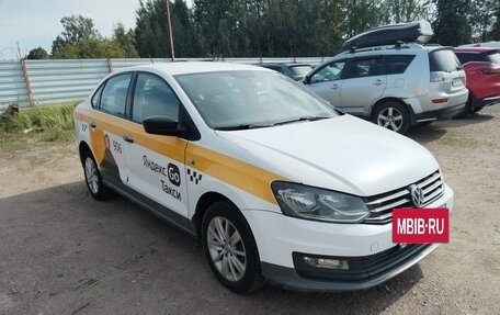 Volkswagen Polo VI (EU Market), 2018 год, 950 000 рублей, 3 фотография