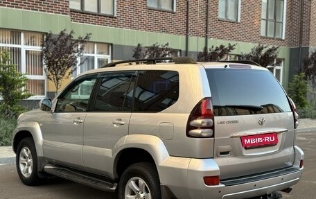 Toyota Land Cruiser Prado 120 рестайлинг, 2006 год, 2 350 000 рублей, 3 фотография