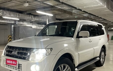 Mitsubishi Pajero IV, 2011 год, 2 150 000 рублей, 1 фотография