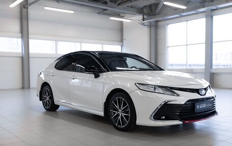 Toyota Camry, 2021 год, 3 355 000 рублей, 3 фотография