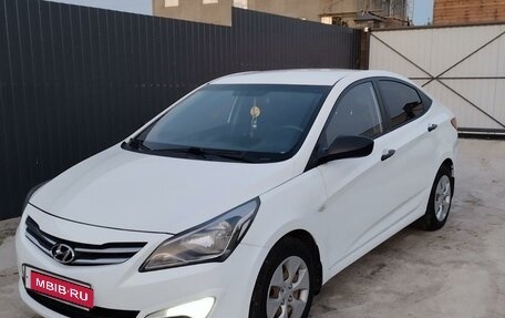 Hyundai Solaris II рестайлинг, 2014 год, 1 100 000 рублей, 1 фотография