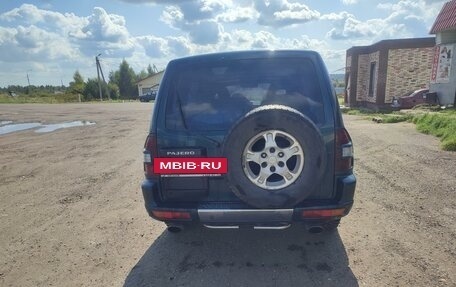 Mitsubishi Pajero III рестайлинг, 2000 год, 780 000 рублей, 4 фотография