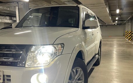 Mitsubishi Pajero IV, 2011 год, 2 150 000 рублей, 2 фотография