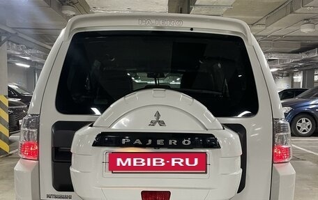 Mitsubishi Pajero IV, 2011 год, 2 150 000 рублей, 7 фотография