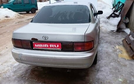 Toyota Camry, 1993 год, 110 000 рублей, 1 фотография