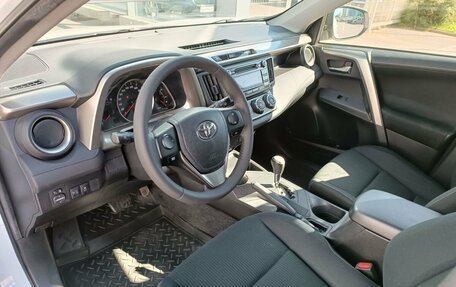 Toyota RAV4, 2013 год, 1 550 000 рублей, 12 фотография