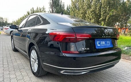 Volkswagen Passat B8 рестайлинг, 2021 год, 2 450 000 рублей, 6 фотография